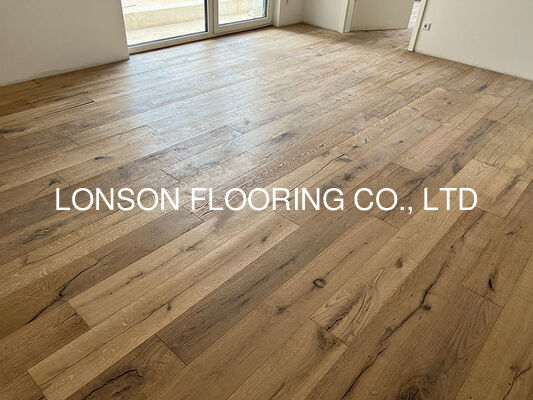 Quality 3 Layers European Oak Engineered Flooring with Click Lock and 25 Years Residential Warranty factory