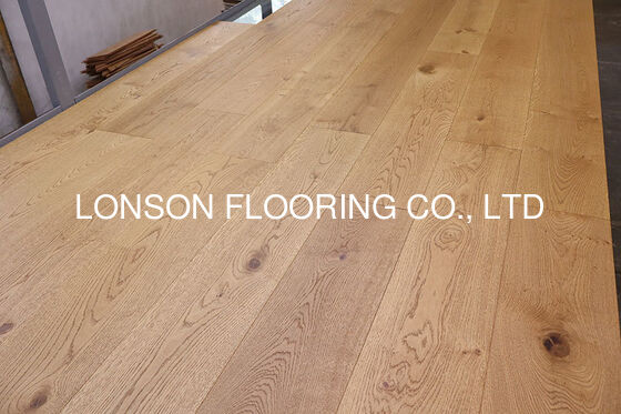 Quality European Oak Multi-Layers Engineered Hardwood Flooring in Honey Color with 25 Years Warranty factory