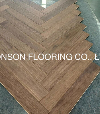 Quality Herringbone Parquet Flooring in American Walnut with 600 x 90 x 10/4MM Size and UV Lacquer Finish factory
