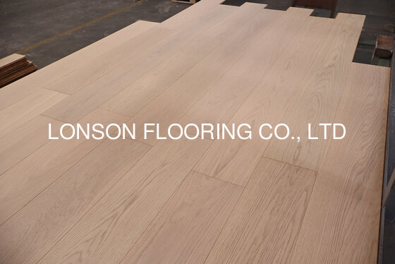 Quality European Oak Engineered Wood Flooring 1900x190x14/3MM AB Grade with UV Lacquer Finish factory