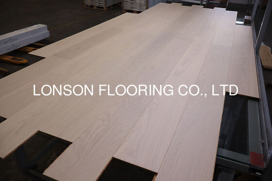 Quality European Oak Engineered Wood Flooring 1900x190mm AB Grade with UV Lacquer Surface factory