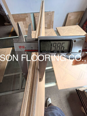 Quality Versailles Panels Flooring Engineered Oak Panels with Saw Cut Veneers and Customizable Matt Finish for Interior Flooring factory