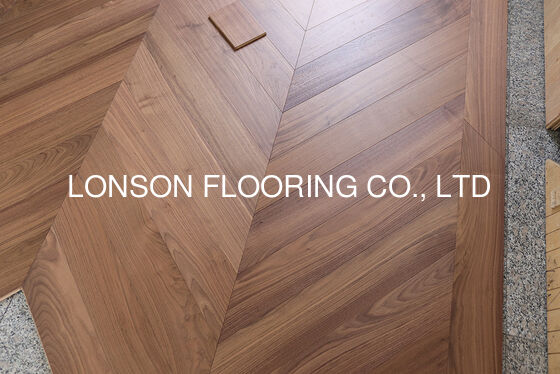 Quality Natural Vanished Chevron Parquet Flooring Engineered Walnut Oak Veneers Tongue Groove Matt Finish Durable Surface factory