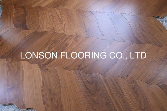 Quality Geometric Parquet FlooringShaped Engineered Walnut Parquet Flooring High Level And Special Flooring Multi layer Tongue and Groove Structure with Eucalyptus and Birch Plywood factory