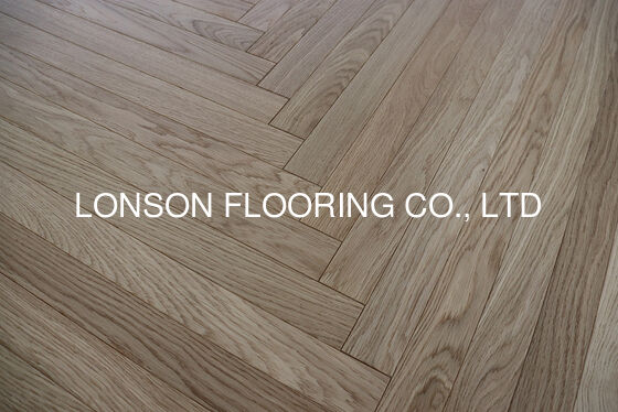 Quality 55mm Oak Herringbone Parquet Flooring with 4MM Top Veneer and 1200 x 55 x 14MM Size factory