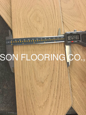 Quality Prime Grade Euro Oak Chevron Engineered Wood Floor Chevron Pattern Parquet factory