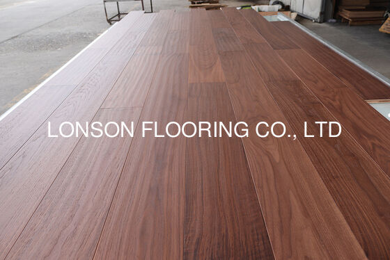 Quality Handscraped, Brushed American Walnut Multi-layers Engineered Wood Flooring factory