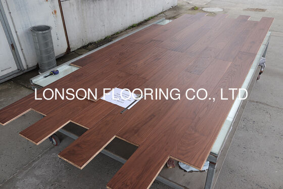 Quality Handscraped, Brushed American Walnut Multi-layers Engineered Wood Flooring factory