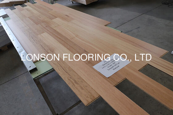 Quality Tasmanian Oak Engineered Timber Flooring, Matt Finishing, Square Edge factory