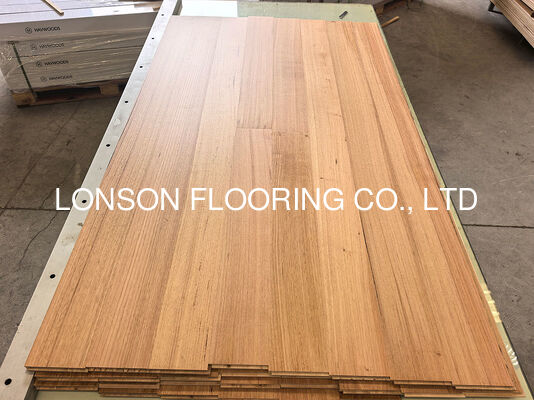 Quality Tasmanian Oak Engineered Timber Flooring, Matt Finishing, Square Edge factory