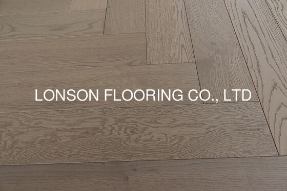 Quality Russian Oak Herringbone Multi-layers Engineered Wood Flooring, 600 x 90MM factory