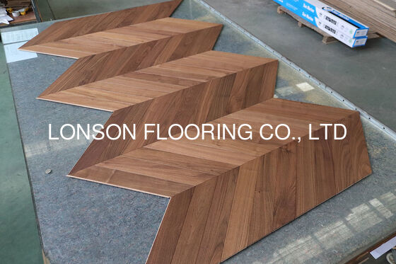 Quality 90mm Width American Walnut Herringbone Parquet Flooring with 4mm Top Veneer for Elegant Herringbone Wood Flooring factory