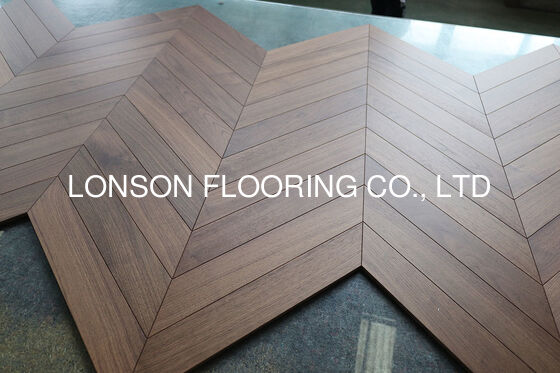 Quality 90mm Width American Walnut Herringbone Parquet Flooring with 4mm Top Veneer for Elegant Herringbone Wood Flooring factory