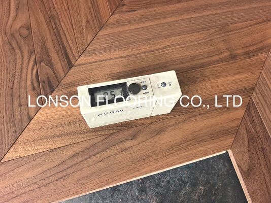 Quality 90mm Width American Walnut Herringbone Parquet Flooring with 4mm Top Veneer for Elegant Herringbone Wood Flooring factory