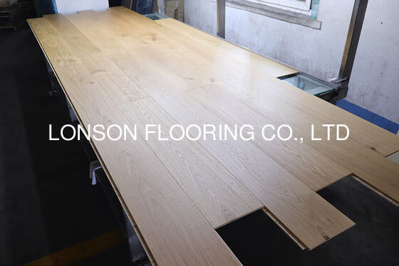Quality 220mm Wide Plank UV Lac 3-Layer Oak Engineered Hardwood Flooring and Engineered Oak Flooring factory