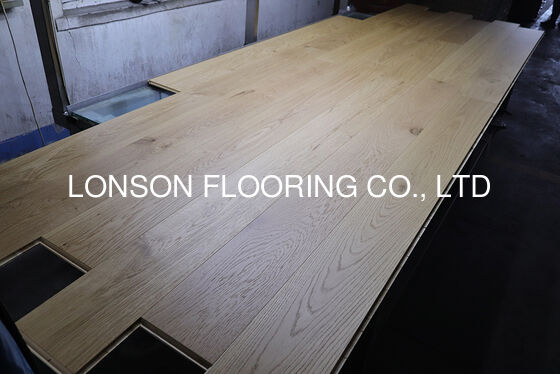 Quality 220mm Wide Plank UV Lac 3-Layer Oak Engineered Hardwood Flooring and Engineered Oak Flooring factory