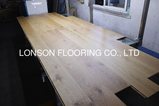 Quality 220mm Wide Plank Natural Oil 3-Layer Oak Engineered Hardwood Flooring and Engineered Oak Flooring factory