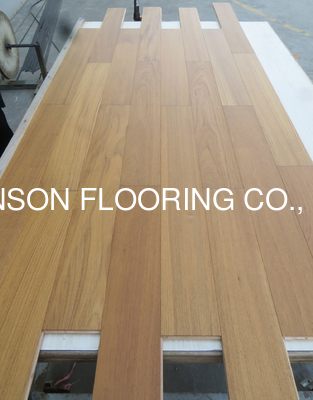 Quality slight brushed Teak engineered hardwood flooring with natural matt finishing factory