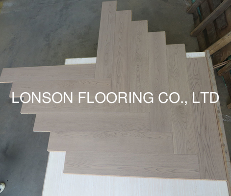 Quality Light Grey Russian Oak Fishbone Engineered Wood Flooring, premium A/B grade factory
