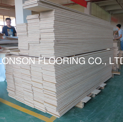 Quality Transparent Lacquered Oak Engineered Wood Flooring with selected ABC grade factory
