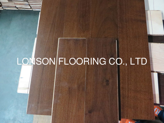 Quality Latte Stained American Walnut Engineered Hardwood Flooring with UV lacquered finishing factory