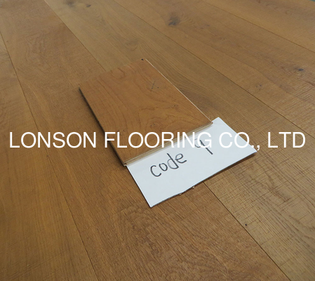 quality Rustic Oak multi-layers engineered wood flooring with saw mark factory