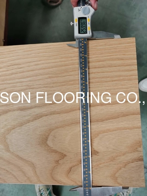 Quality 260mm wide European Oak engineered wood flooring with wax oil finishing, character ABCD grade factory