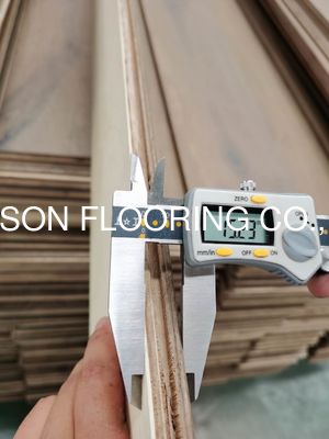 Quality 220mm Width European Oak Engineered Wood Flooring with ABCD Grade and 25 Years Residential Warranty factory