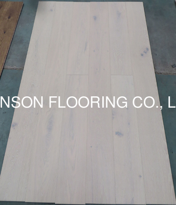 Quality white brushed European Oak multi layers engineered wood flooring factory