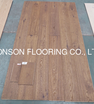 Quality popular Smoked rustic Oak engineered parquet flooring, color M factory