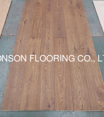Quality popular Smoked rustic Oak engineered parquet flooring, color M factory