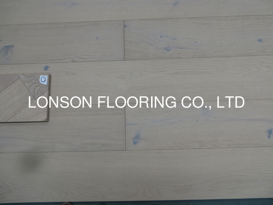 Quality Character European Oak engineered wood flooring, light smoked and white stained-color O factory