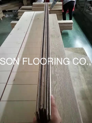 Quality popular color European Oak engineered hardwood flooring, color T factory