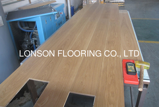 Quality 3 layers Vanished  & brushed French Oak Engineered Wood Flooring AB grade to Italy factory