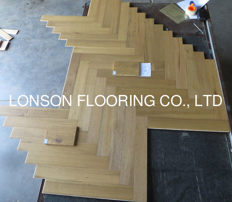 Quality White Oak Herringbone/Fishbone Engineered Parquet Flooring, Smoked, Color 01-B factory