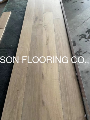 Quality White Oiled & Smoked French Oak Engineered Wood Flooring to UK factory
