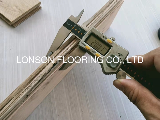 Quality Rustic Oak Herringbone Parquet Flooring Block, Natural Lacquered factory