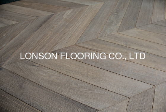 Quality Smoked & White Oiled Oak Chevron Engineered Wood Flooring factory