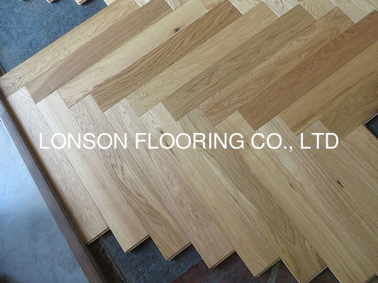 Quality Natural Oak Herringbone Engineered Parquet Flooring, 600 X 70 X 10MM factory