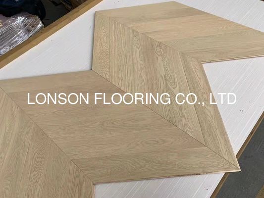 Quality Prime Grade Cream White Chevron Engineered Wood Floor Chevron Pattern Parquet factory