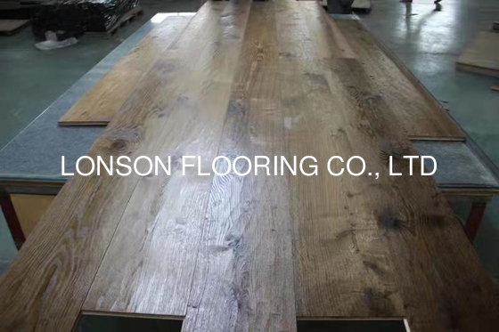 Quality Distressed Oak Engineered Wood Flooring, Rustic Oak Parquet Flooring factory
